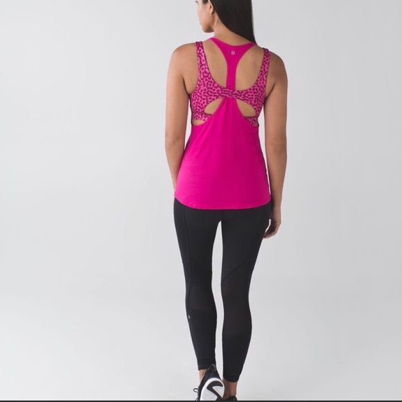 NWOT Lululemon Tank 8 - Picture 3 of 6